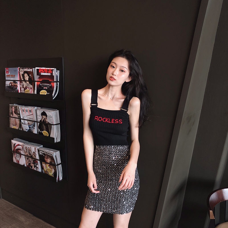 Áo Hai Dây Thêu Chữ Màu Đen Quyến Rũ Thời Trang Mùa Hè Cho Nữ