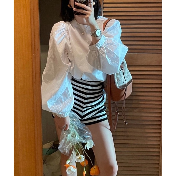 Áo sơ mi thô trắng tay phồng lồng đèn