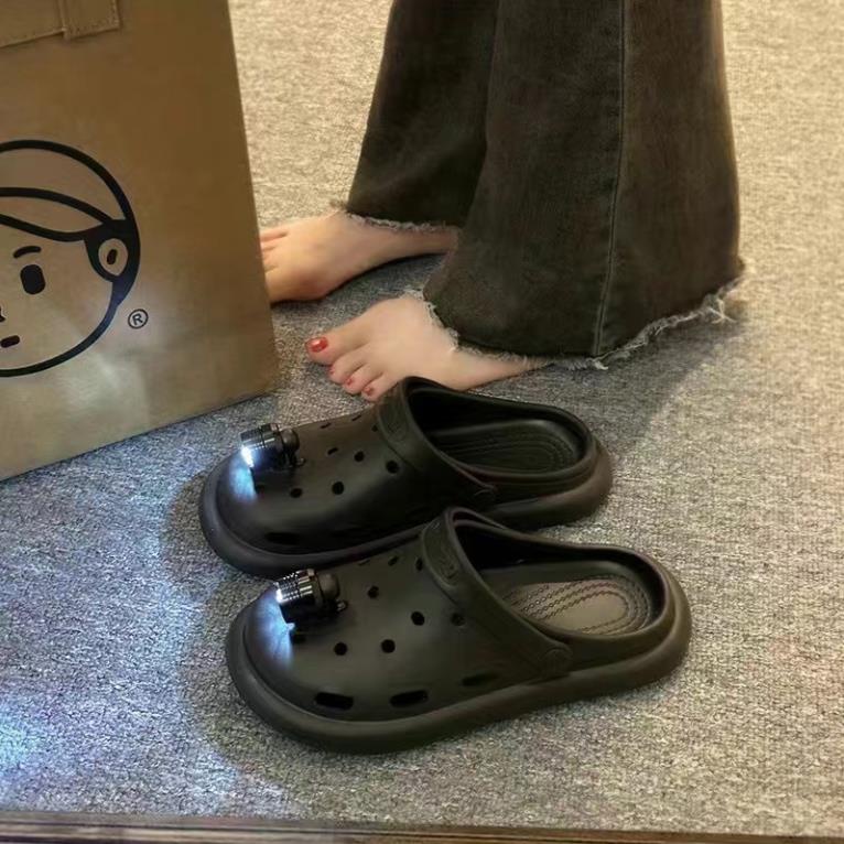 Dép cross có gắn đèn mini phát sáng size 36-45