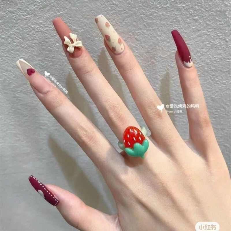 Set 24 móng tay giả đính đá kèm keo hàng đóng hộp thiết kế kiểu dáng thịnh hànhQ