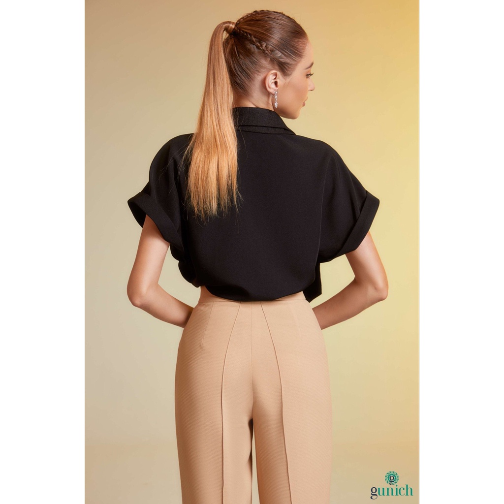 Áo sơ mi Đen tay cánh dơi phối caravat Gunich