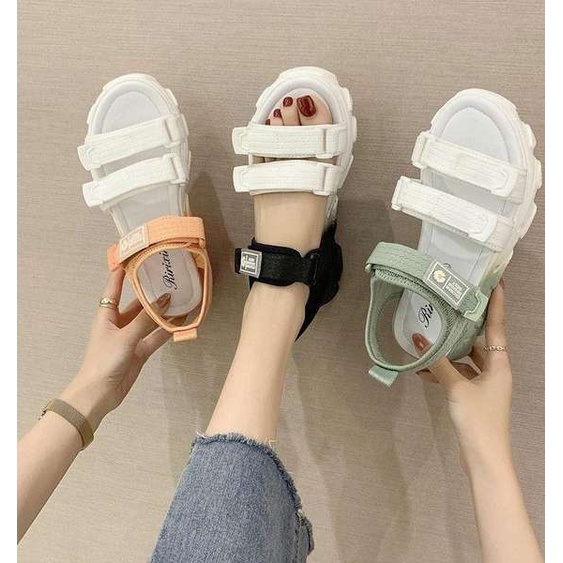 Dép nữ 2023 phong cách thể thao mùa hè mới, đế dày tăng chiều cao học sinh