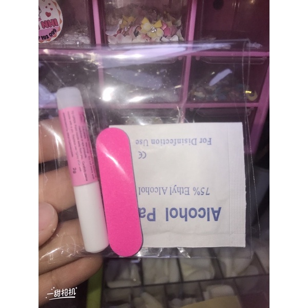 Nailbox 10 móng thiết kế theo mẫu có tặng kèm keo và dũa