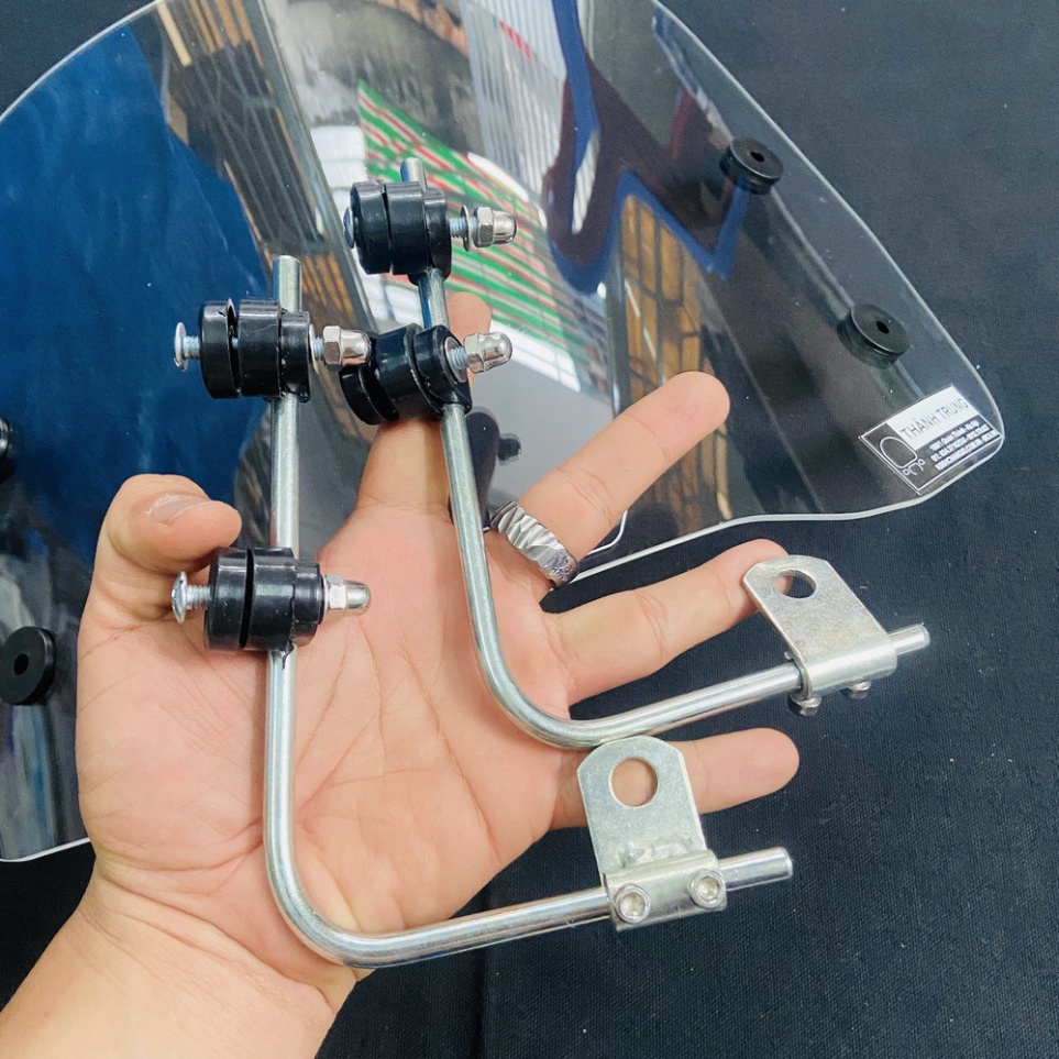 Bộ Kính Chắn Gió Xe Máy Mica Nhập Khẩu Mitsubishi Dày 2mm Siêu Cứng Và An Toàn