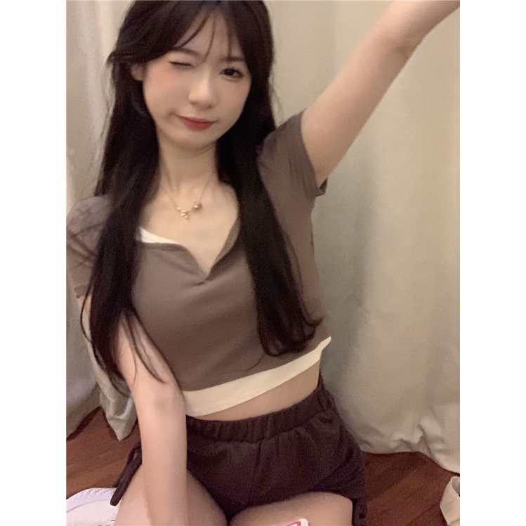 Jiashucheng Áo Thun Ngắn Tay Giả Hai Mảnh Phong Cách Retro Mỹ Mùa Hè Mới Cho Nữ Niche Desire