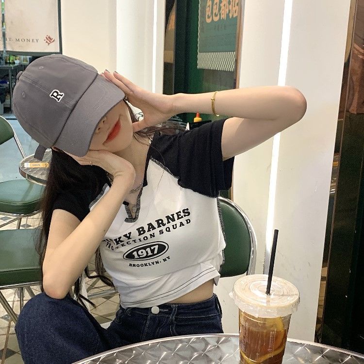 Áo Thun Ngắn Cổ Chữ V Dáng Ôm In Họa Tiết Màu Sắc Tương Phản Thời Trang Mùa Hè Thoải Mái Cho Nữ