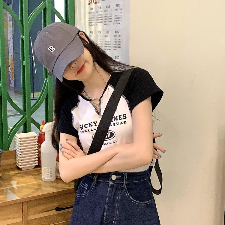 Áo Thun Ngắn Cổ Chữ V Dáng Ôm In Họa Tiết Màu Sắc Tương Phản Thời Trang Mùa Hè Thoải Mái Cho Nữ