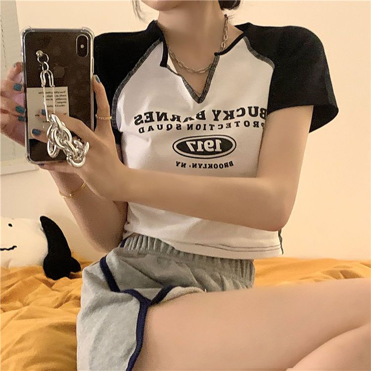 Áo Thun Ngắn Cổ Chữ V Dáng Ôm In Họa Tiết Màu Sắc Tương Phản Thời Trang Mùa Hè Thoải Mái Cho Nữ