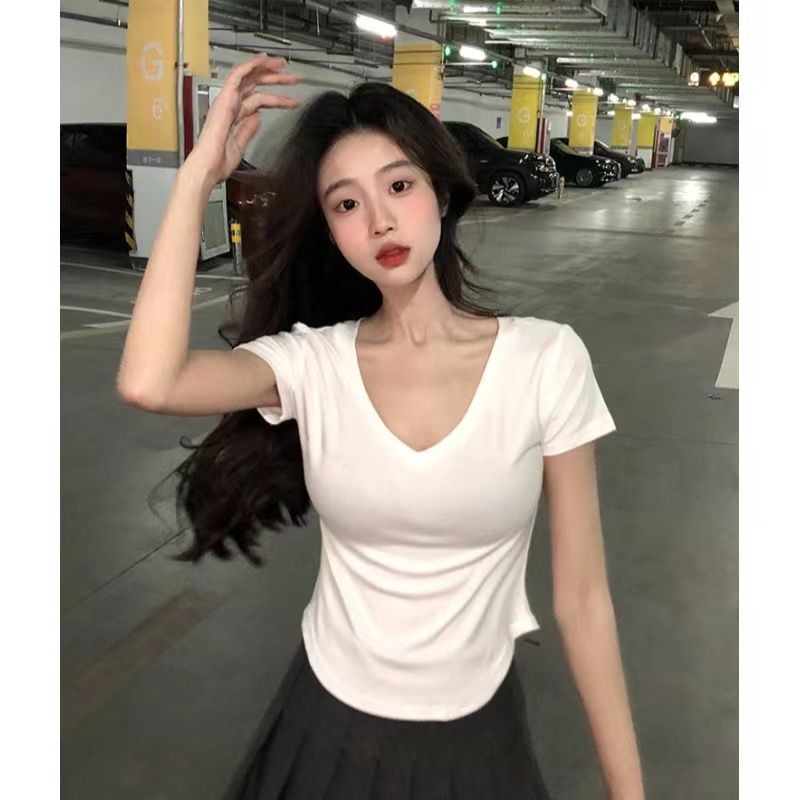 Áo Thun Ngắn Tay Cổ Chữ V Màu Trắng Thời Trang Mùa Hè Cho Nữ
