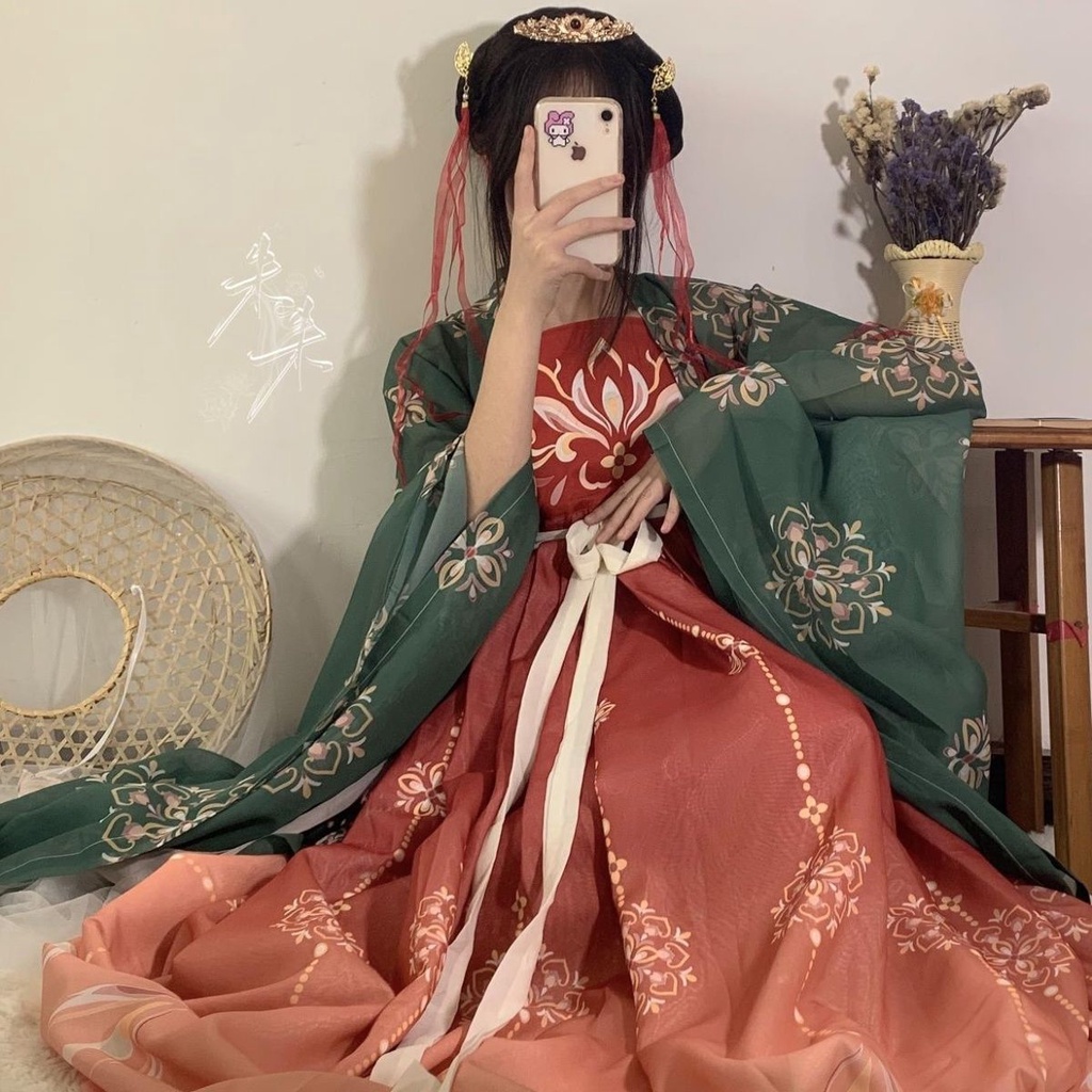 Bộ Hán Phục in Hình Chuột Minnie Sang Trọng Cho Nữ 5.23