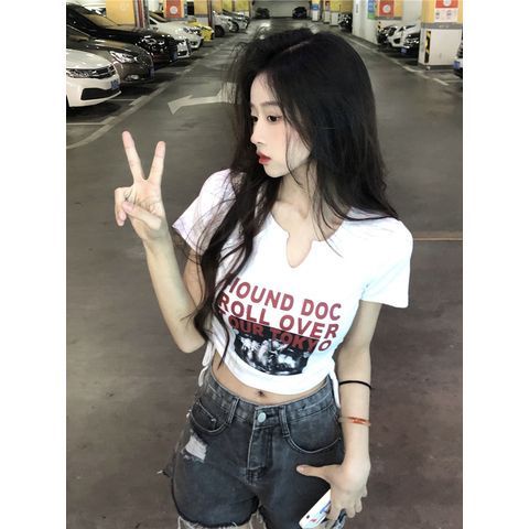 Áo Thun Lửng Ngắn Tay Cổ V Dây Rút In Chữ Thời Trang Nữ