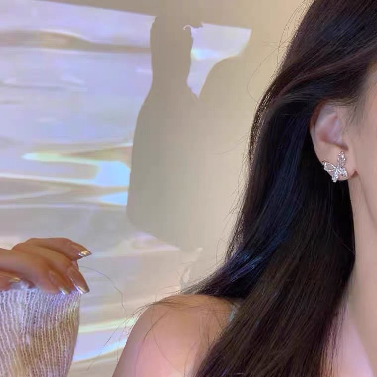 Bông Tai Hình Bướm Đính Đá Zircon Đơn Giản Thanh Lịch Cao Cấp Cho Nữ