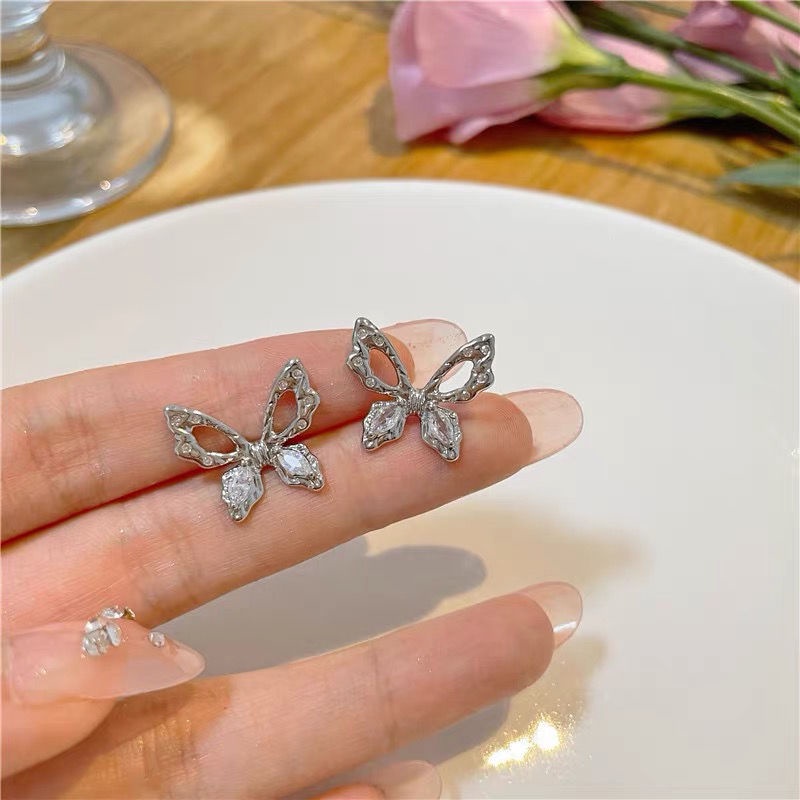 Bông Tai Hình Bướm Đính Đá Zircon Đơn Giản Thanh Lịch Cao Cấp Cho Nữ