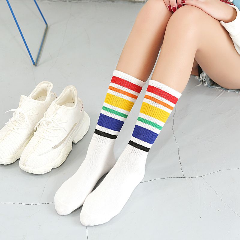Vớ Cotton Họa Tiết Sọc Ngang Cầu Vồng Màu Trắng Đen Phong Cách Hàn Quốc Dành Cho Nữ