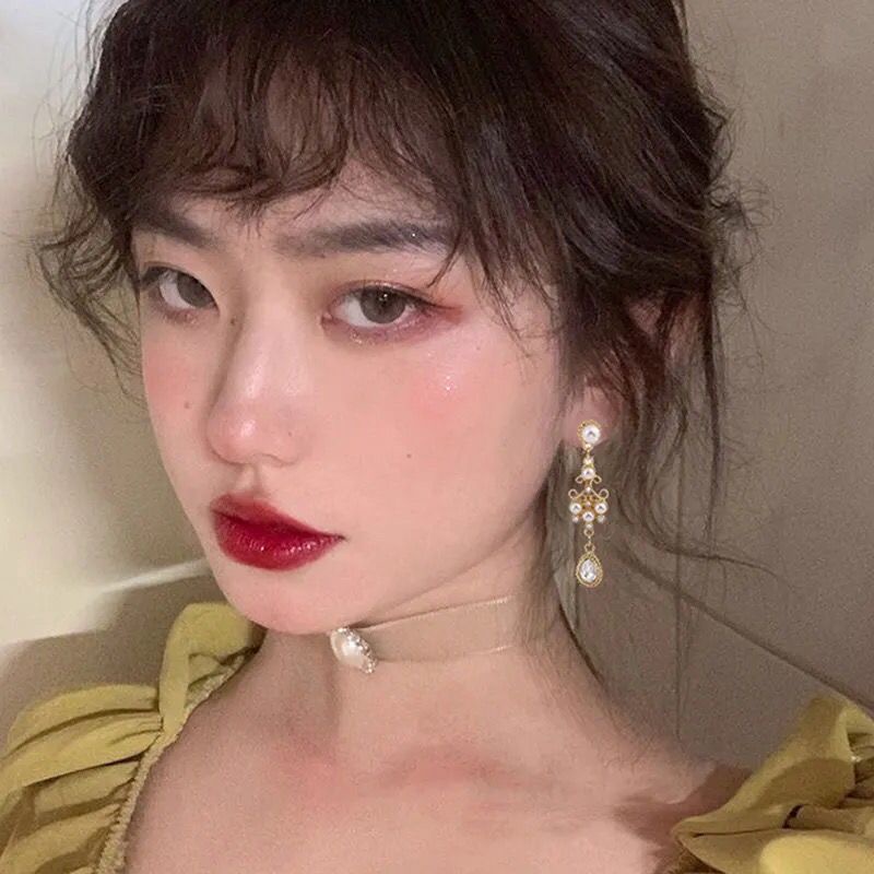 Bông Tai Dáng Dài Đính Ngọc Trai Thủy Tinh Không Cần Xỏ Khuyên Phong Cách Cung Điện Baroque Cổ Điển