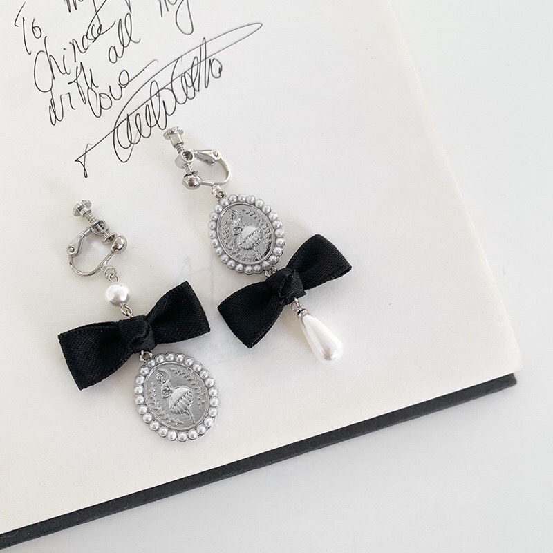 Đôi Khuyên Tai Dài Đính Đồng Xu Thời Trang Âu Mỹ Cho Nữ