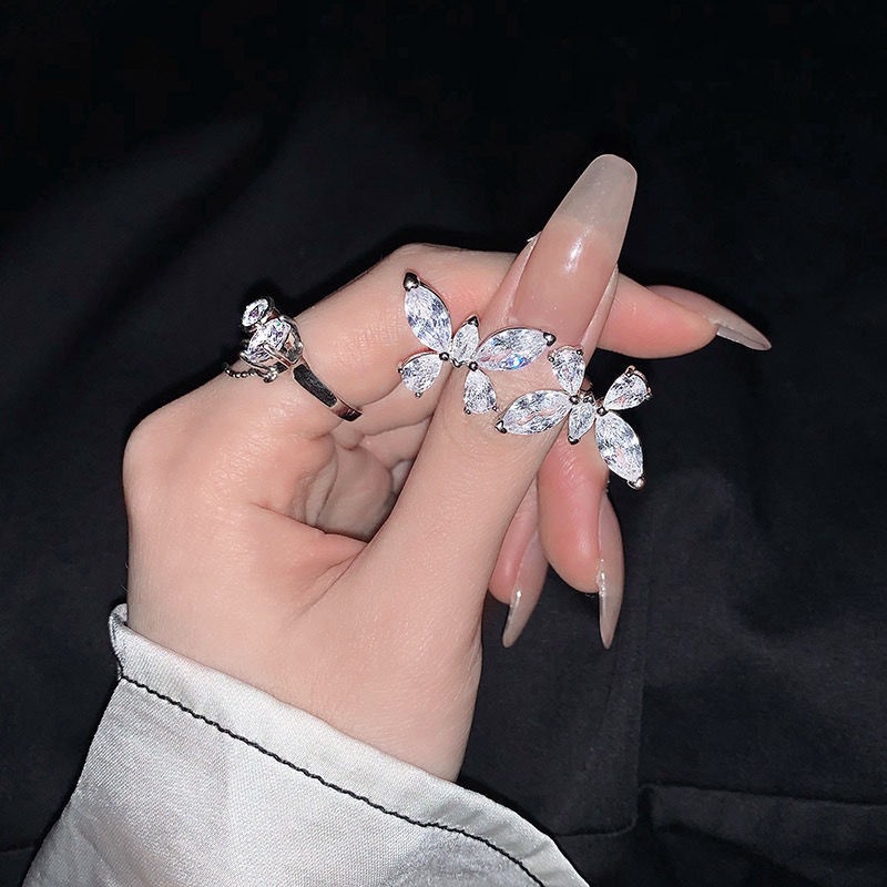 Nhẫn Hình Bướm Đính Đá Pha Lê Siêu Nhẹ Cao Cấp Có Thể Điều Chỉnh Ba Chiều