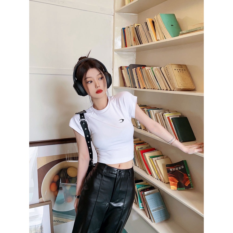 Áo Thun Ngắn Tay Hở Vai Thêu Họa Tiết Phong Cách Mỹ Thời Trang Mùa Hè Dành Cho Nữ