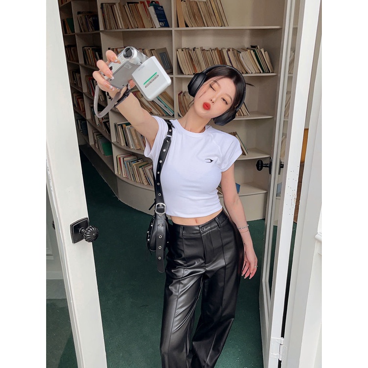 Áo Thun Ngắn Tay Hở Vai Thêu Họa Tiết Phong Cách Mỹ Thời Trang Mùa Hè Dành Cho Nữ