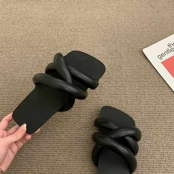 Dép nữ thời trang Dép lê đế bằng thời trang mẫu mới