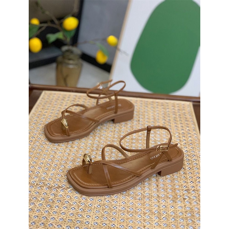 Giày Sandal Gót Dày Quai Mảnh Mùa Hè Phong Cách Mới 2023 Cho Nữ