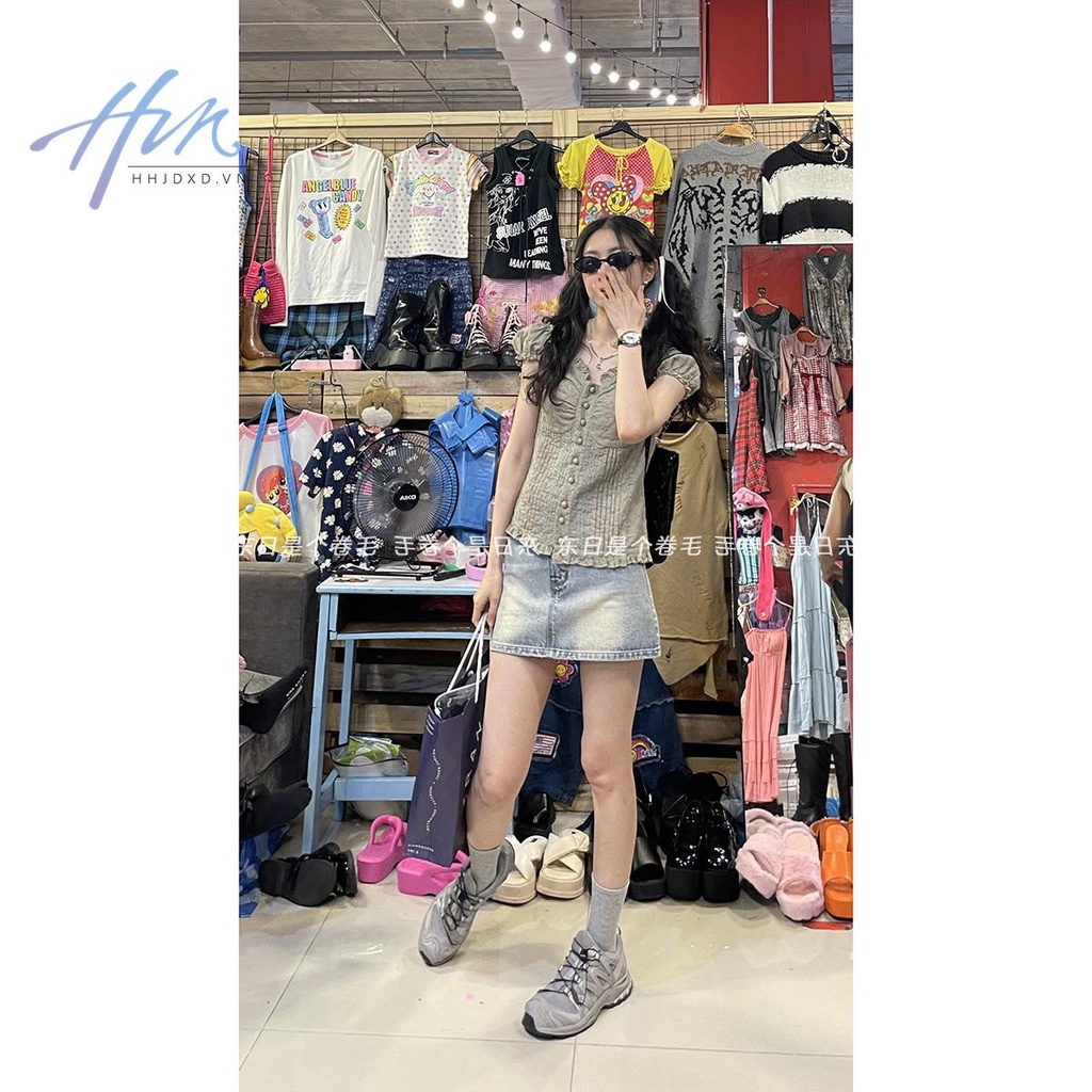 Áo Nữ Tay Ngắn Cổ Chữ V Thời Trang Quyến Rũ