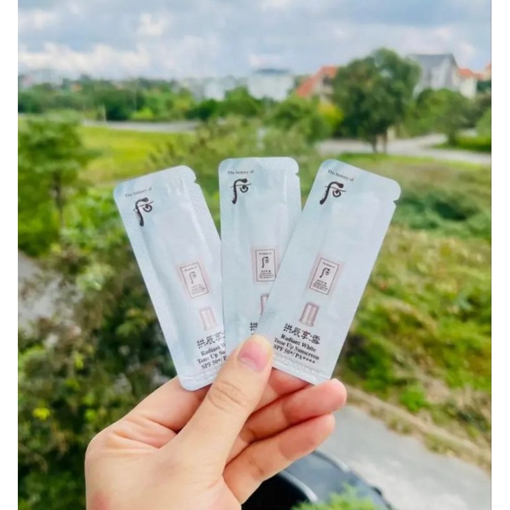 10 Gói kem chống nắng dưỡng trắng nâng tone da trắng hồng Whoo Radiant White Tone Up 1ml/gói