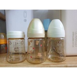 Bình sữa cho bé