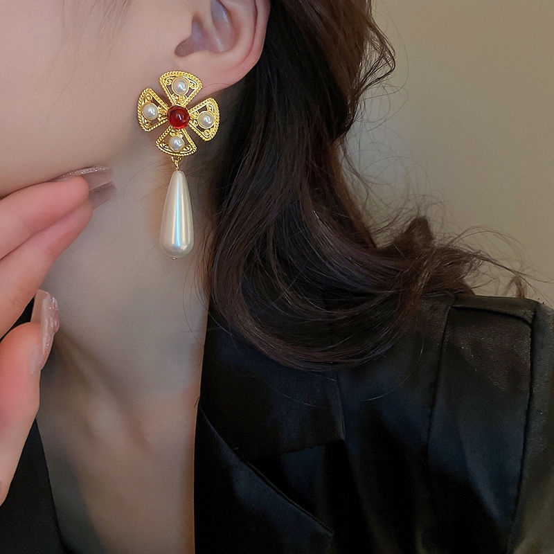 Bông Tai Mạ Bạc 925 Hình Giọt Nước Đính Ngọc Trai Thời Trang Dành Cho Nữ