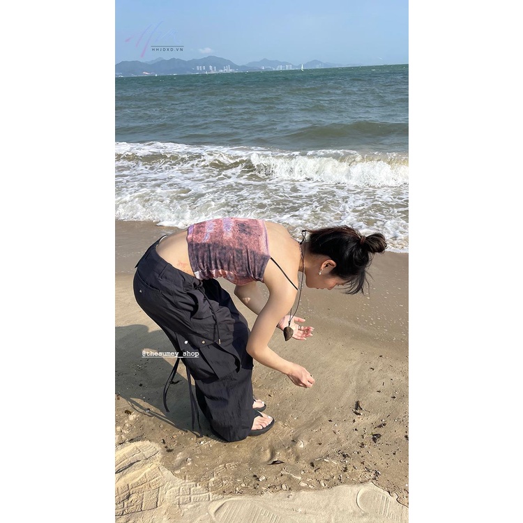 Áo Hai Dây Ôm Dáng Màu Hồng Ngọt Ngào Thiết Kế Niche Thời Trang Xuân Hè Cho Nữ