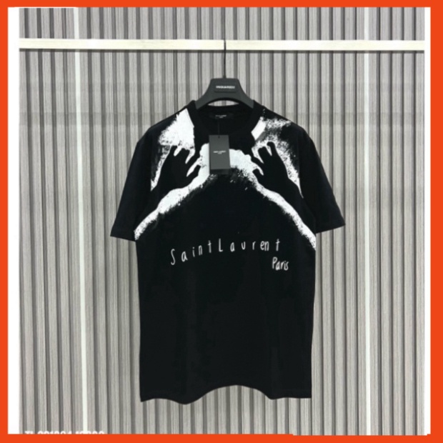 Áo Phông Tay Nam Nữ In Hình Đôi Bàn Tay Với Cổ Tròn - Áo Thun Nam Nữ Unisex Cao Cấp Chất Liệu Dày Dặn. 8 9 | BigBuy360 - bigbuy360.vn