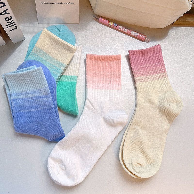 Vớ Thể Thao Dài Trung Bình Màu Sắc Gradient Dễ Phối Đồ Thời Trang Mùa Thu Cho Nữ