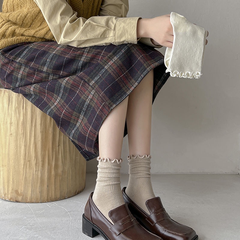 Vớ Mỏng Cổ Trung Viền Xếp Nếp Màu Đen Trơn Dễ Phối Đồ Thời Trang Xuân Hè