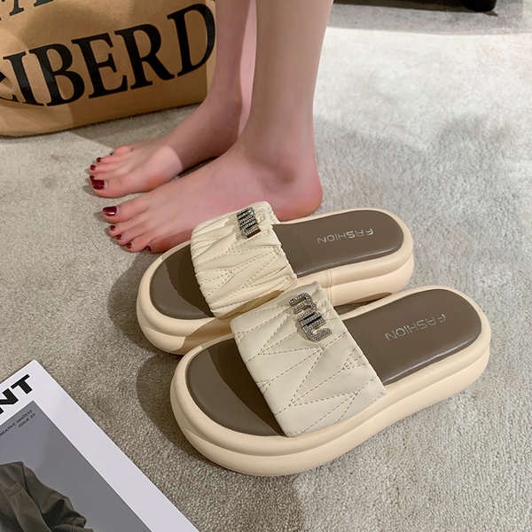 Dép lê đi bên ngoài đế dày thời trang nữ mùa hè hot mẫu chống trượt hot trên mạng