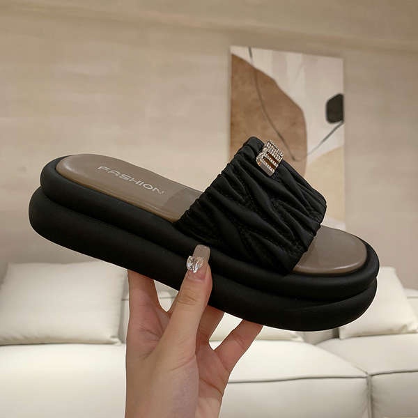 Dép lê đi bên ngoài đế dày thời trang nữ mùa hè hot mẫu chống trượt hot trên mạng