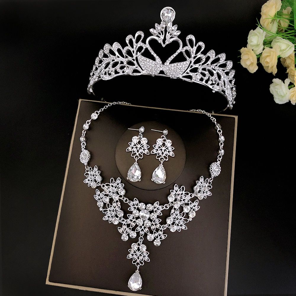 Bộ Phụ Kiện Trang Sức Gồm Dây Chuyền / Bông Tai / Vương Miện Sang Trọng Cho Cô Dâu