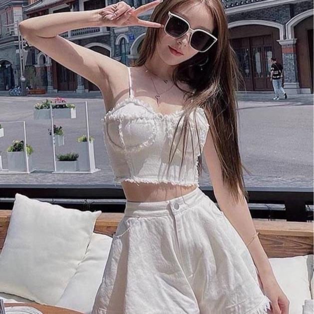 M430 - Set Áo Croptop 2 Dây Cúp Denim Trắng Set Áo Kèm Quần Short Ống Xòe Giả Váy