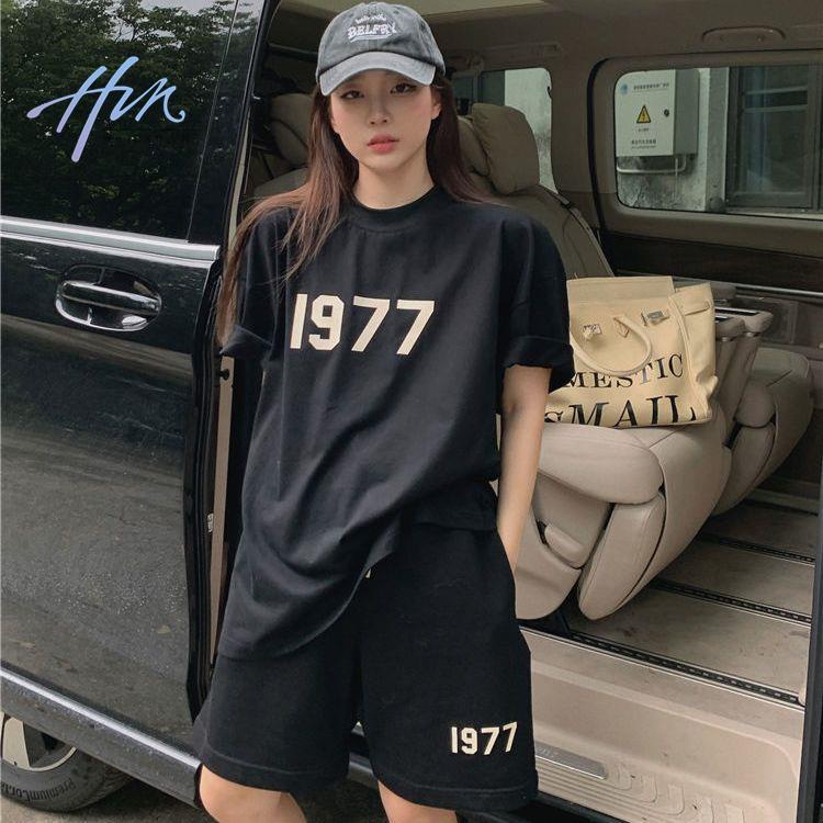 Set Đồ Thể Thao Mùa Hè 2023 Hai Món Gồm Áo Tay Cộc + Quần Ngắn Dáng Rộng In Họa Tiết Hợp Thời