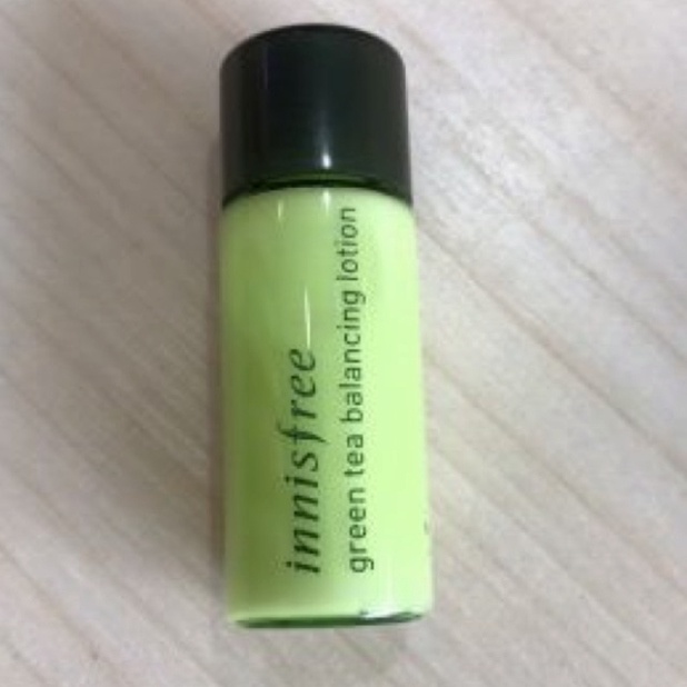 SỮA DƯỠNG TRÀ XANH GREEN TEA BALANCING LOTION INNISFREE 15ml