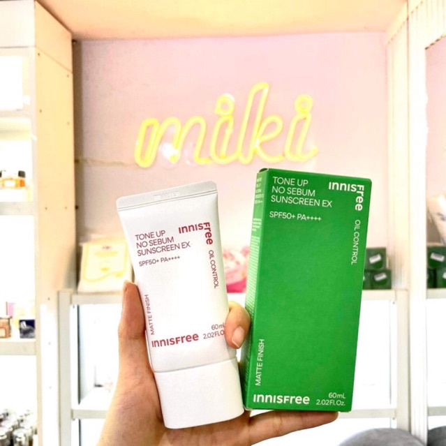 Kem Chống Nắng Thuần Chay Innisfree Tone Up No Sebum Sunscreen 60ml Nâng Tone Kiềm Dầu Suốt 24h
