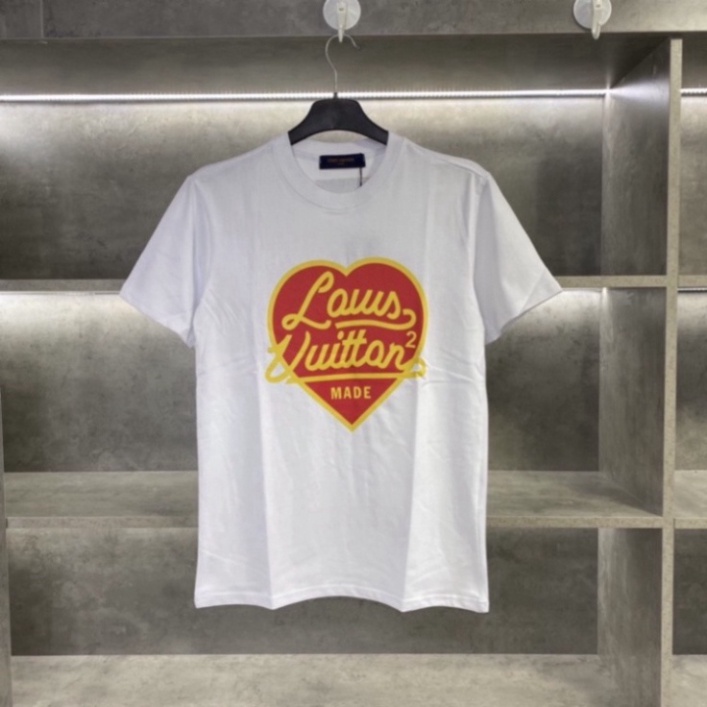Áo thun nam nữ Louis Vuitton trái tim cổ tròn Áo Phông LV in hình thiết kế đẹp mắt trẻ trung năng động