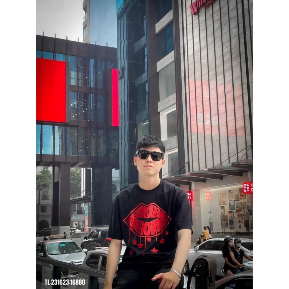 Áo Thun Nam Nữ Họa Tiết Logo Đôi Môi Kim Tuyến Cao Cấp Áo Phông Siêu Cấp Unisex Cổ Bo Chất Lượng