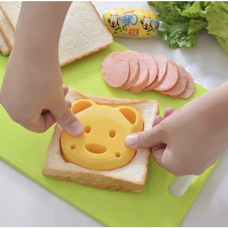 Khuôn ép bánh mì sandwich, ép cơm cho bé hình thú đáng yêu