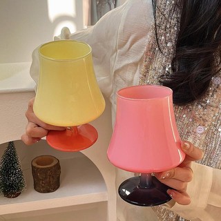 Ly thủy tinh uống rượu sâm panh hình đèn đường độc đáo