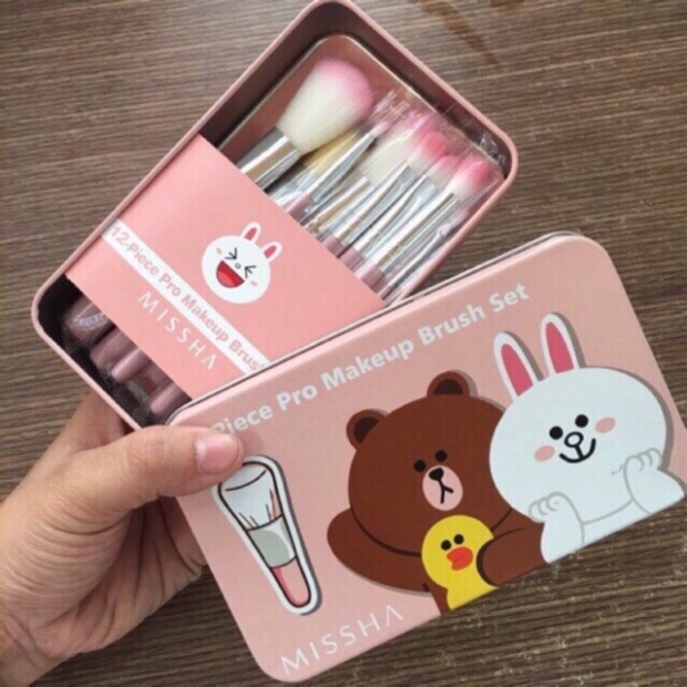 Bộ cọ trang điểm 12 cây MISSHA thiết kế nhỏ gọn, sang trọng
