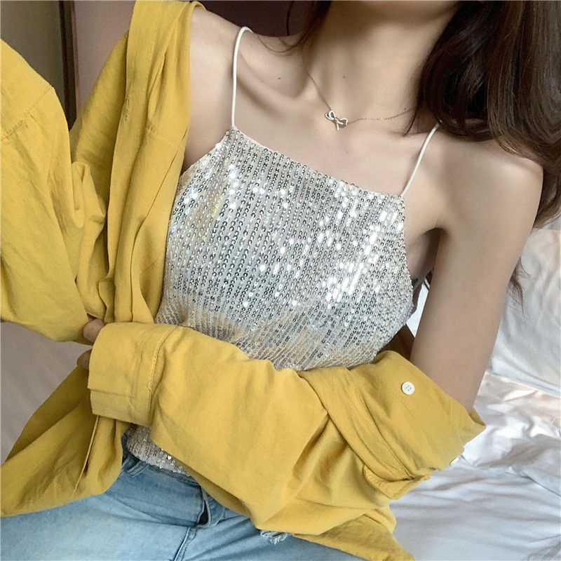 Áo Hai Dây Ngắn Ôm Dáng Đính Kim Sa Lấp Lánh Quyến Rũ Phong Cách Mới Cho Nữ