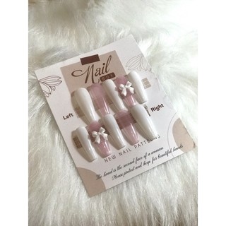 Nailbox thiết kế trắng hồng đính nơ đơn giản