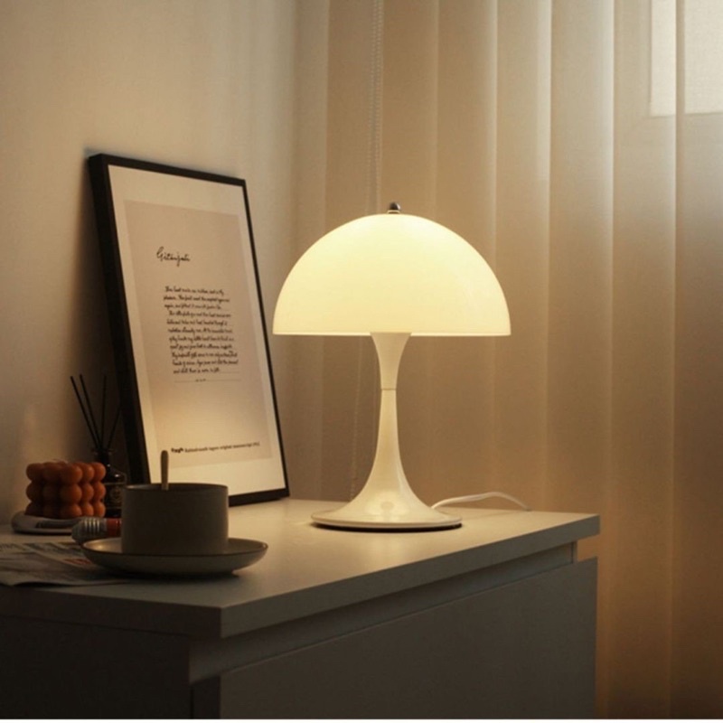 Đèn bàn nấm phong cách Bắc Âu