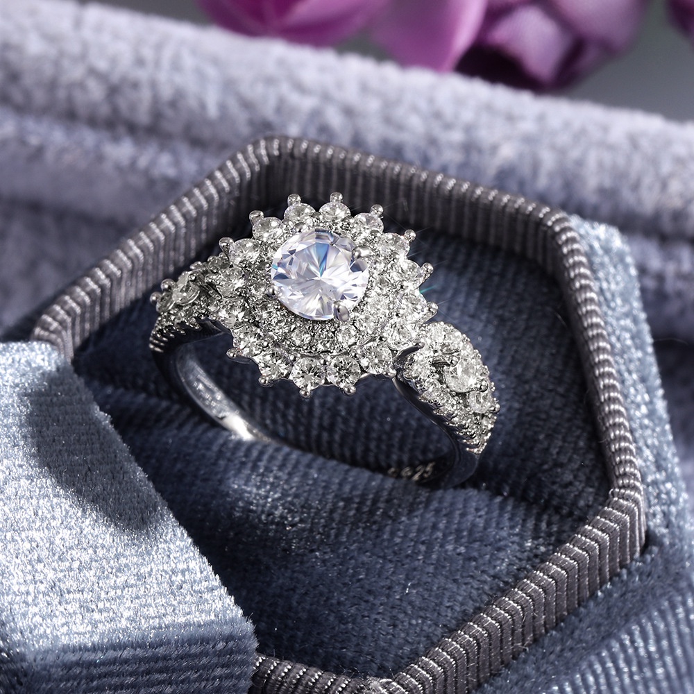 Nhẫn Đính Đá Zircon Hình Mũi Tên Trái Tim Sang Trọng Cho Nữ