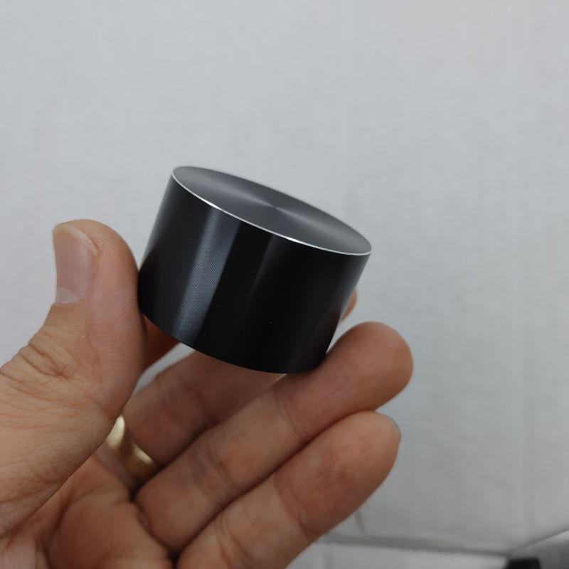 Núm volume nhôm Japan 41.5mm × 25mm